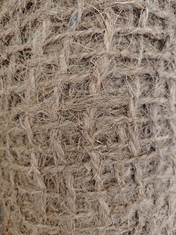 Kokosová rohož 700g - oko 2,5x3cm 10m2 Kokosová rohož 700g - oko 2,5x3cm 10m2